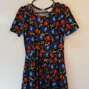 Lularoe Amelia M - BRAND NEWW